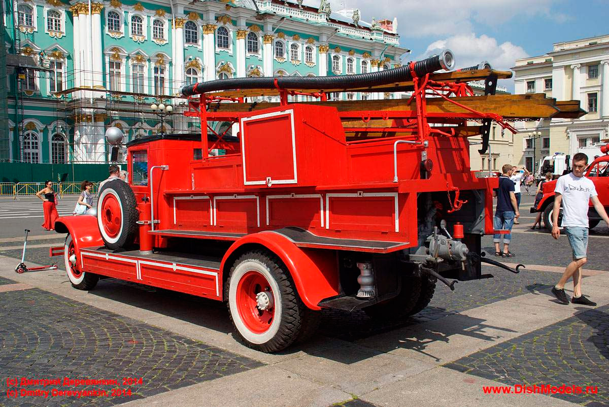 ЗИС-11 - пожарный автомобиль на базе ЗИС-5