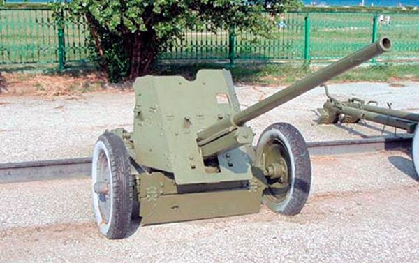 45-мм противотанковая пушка образца 1942 г. (М-42)