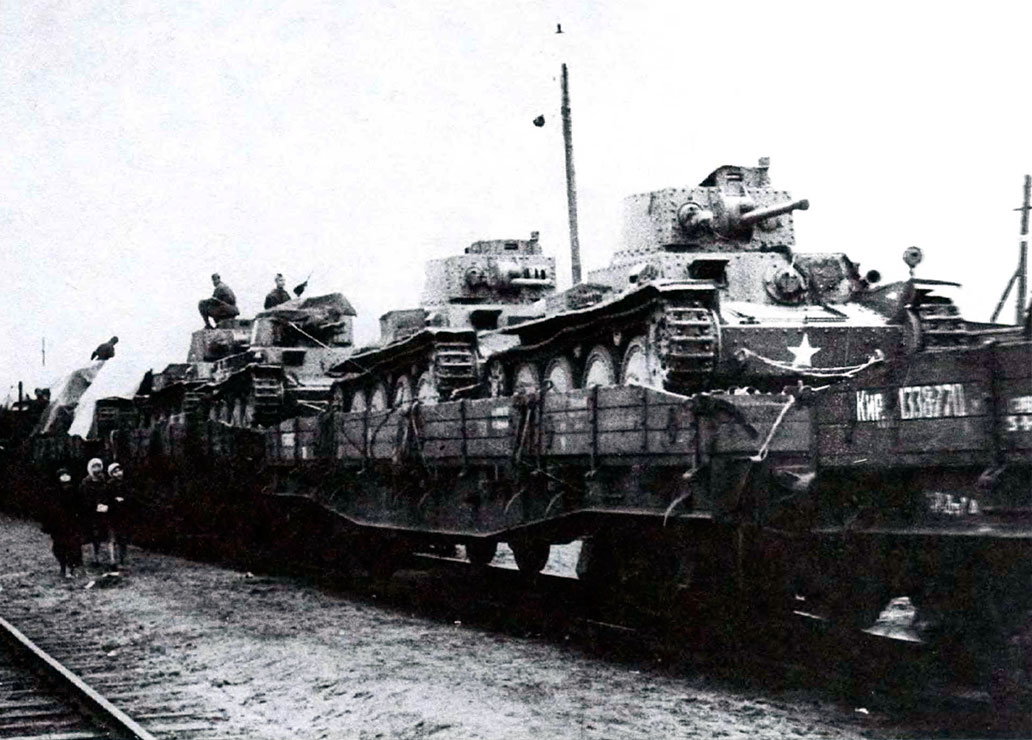 отремонтрированные-трофейные-Pz.38-(чешский)-отправляются-на-фронт