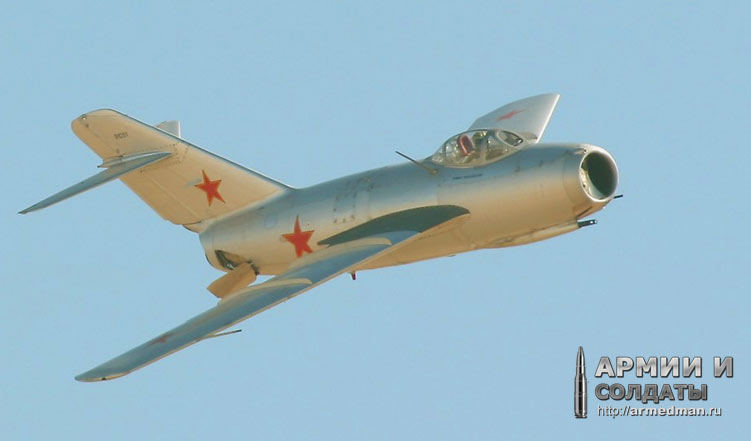 Первое поколение истребителей: МиГ-15 и F-86