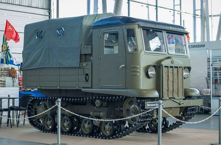 Советский трактор-тягач СТЗ-5-НАТИ