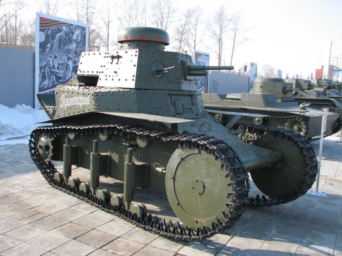 Советский танк Т-20 или «улучшенный Т-18» (МС-1)