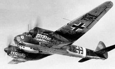 Горизонтальный и пикирующий бомбардировщик Ju-88
