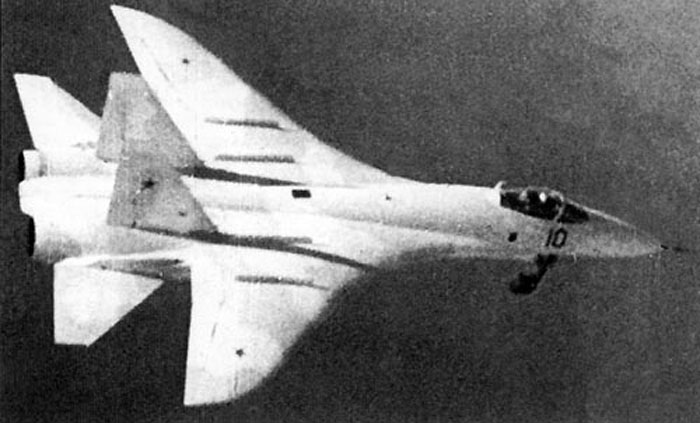 Т-10-1 - прототип Су-27. "совсем другой самолет"