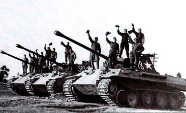 Трофейный Pz.IV, Западный фронт, сентябрь 1942 г. Видна незакрашенная эмблема 18 танковой дивизии вермахта на башне