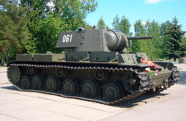 Тяжелый танк КВ-1 (СССР)