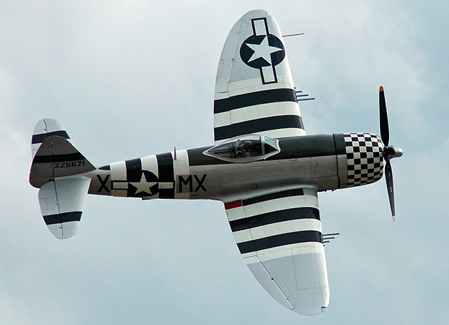 Истребитель P-47 "Тандерболт"