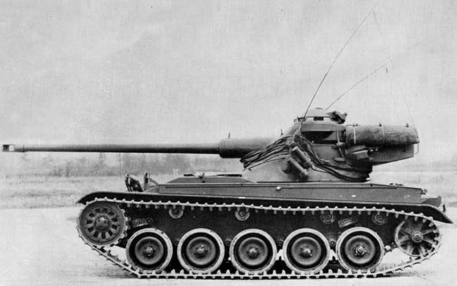 AMX-13 с 75-мм пушкой