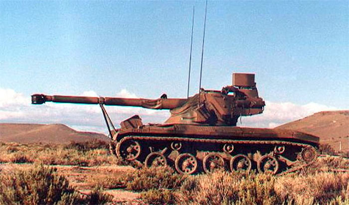 SK-105 «Кирасир» австрийский то ли легкий танк, то ли истребитель танков, на модифицированной базе БТР 4K4F 