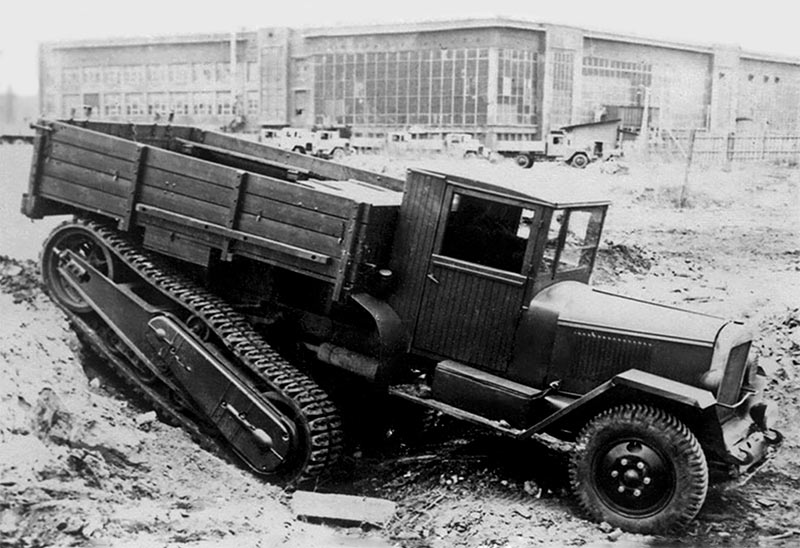 Прародитель ТБ-42, полугусеничный грузовик ЗиС-42