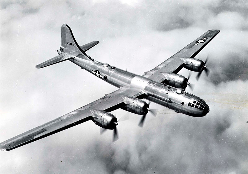 Американский бомбардировщик B-29 Superfortress 