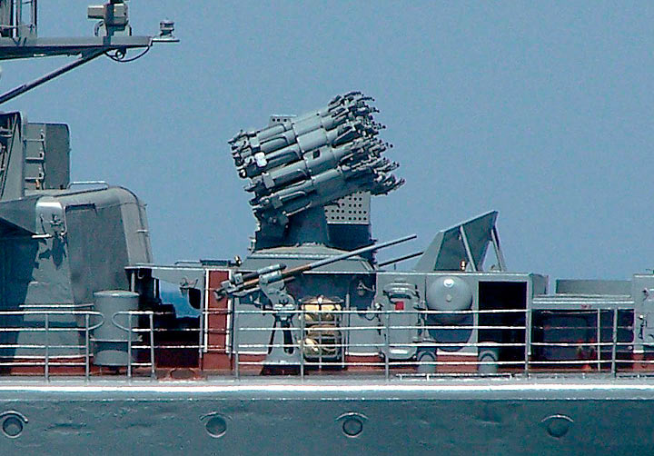 РБУ-6000 на борту сторожевого корабля
