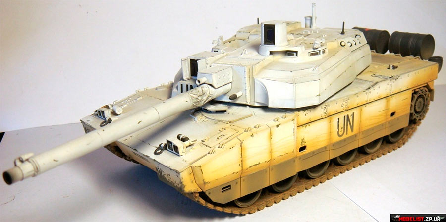 Модель основного танка АМХ-56 «Leclerc»