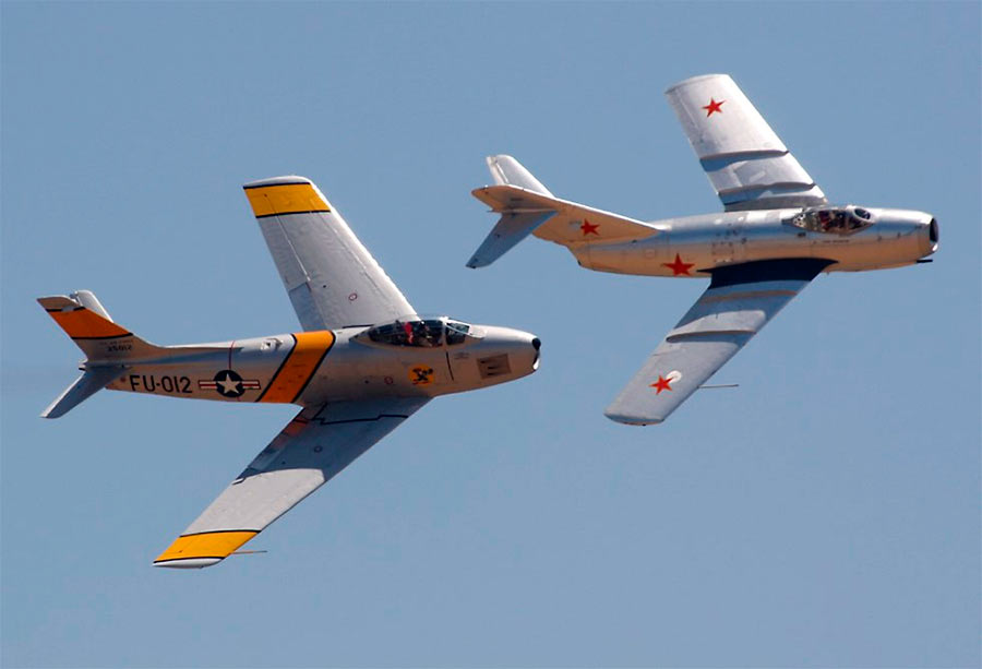 F-86 «Сейбр» и МиГ-15
