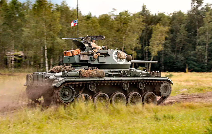Легкий танк M24 «Чаффи» (США)
