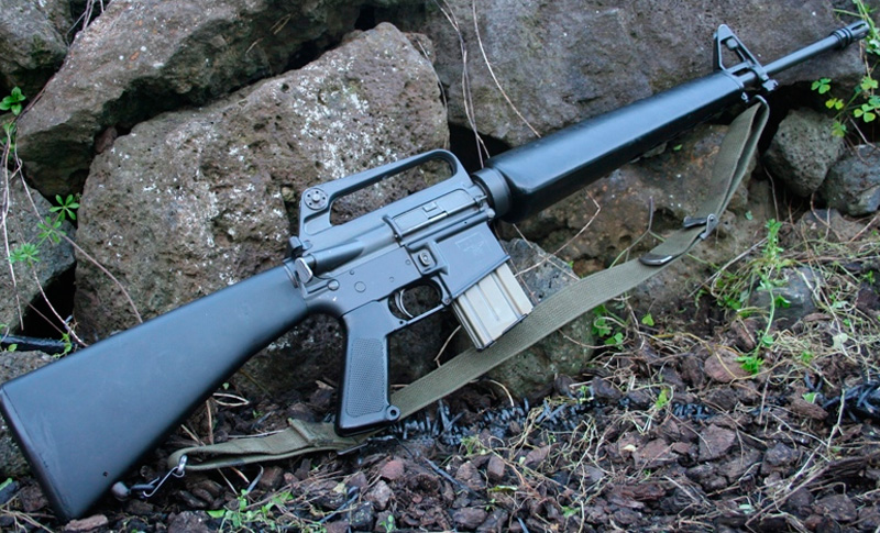 Штурмовая винтовка М-16