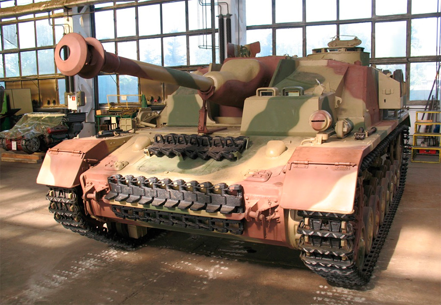 Самоходное штурмовое орудие StuG IV