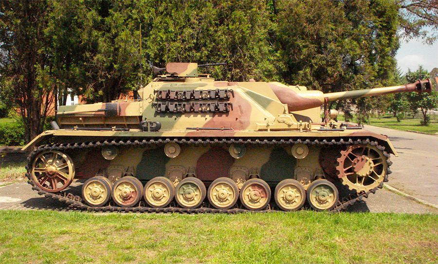 Немецкое самоходное штурмовое орудие StuG IV