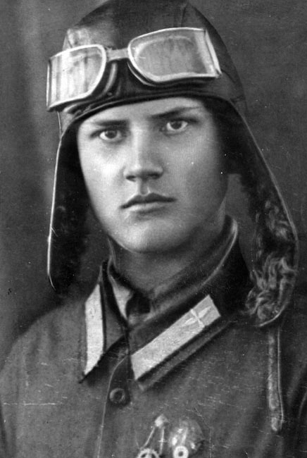 Сорокин Захар Артемович, летчик Северного Флота в годы Великой Отечественной войны, Герой СССР