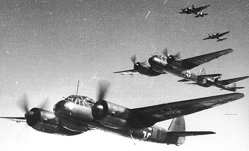Бомбардировщики Ju-88A-4 из 2-й эскадрильи 30-ой бомбардировочной эскадры, июнь 1943г.