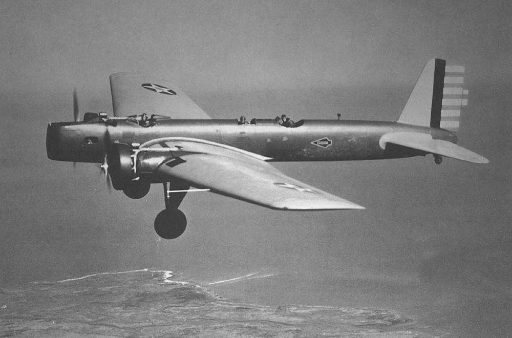 Boeing Y1B-9 - первый цельнометаллический бомбардировщик для воздушного корпуса армии США.