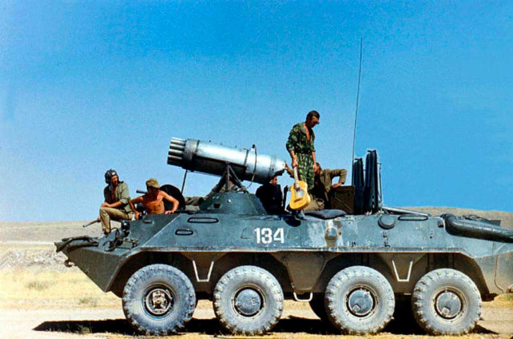 Классика «боевого обвеса» БТР-70 со времен войны в Афганистане - установка на башню вертолетного блока НУРС